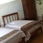 Bed & Breakfast Chambres D'Hotes - Les Bujours 3*