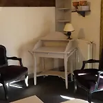 Chambres D'Hotes - Les Bujours Bed & Breakfast