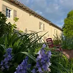 Bed & Breakfast Chambres D'Hotes - Les Bujours