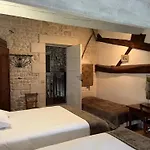 Chambres D'Hotes - Les Bujours 3* Saint-Georges-des-Coteaux