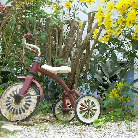 D'hotes - Les Bujours 3* Saint-Georges-des-Côteaux