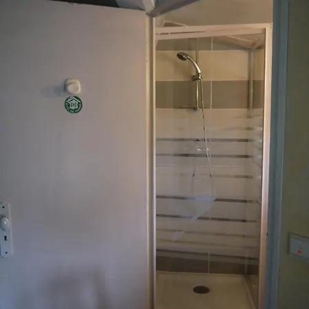 Bed & Breakfast Chambres D'Hotes - Les Bujours Saint-Georges-des-Coteaux