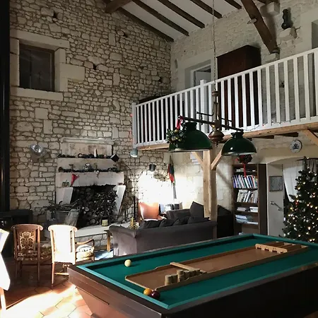 Couette-café D'hôtes - Les Bujours 3*