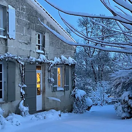 D'hotes - Les Bujours 3* Saint-Georges-des-Côteaux