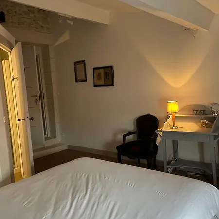 D'hotes - Les Bujours 3*